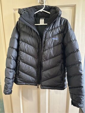 Patagonia Black Down Parka Size Medium